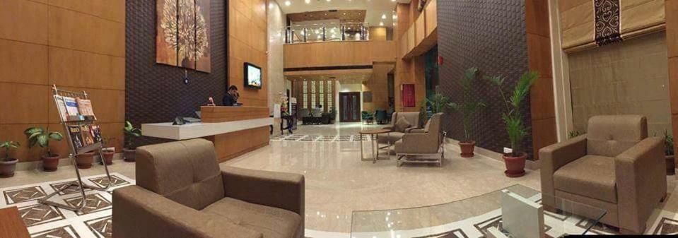 Hotel Delite Grand Faridabad Eksteriør billede